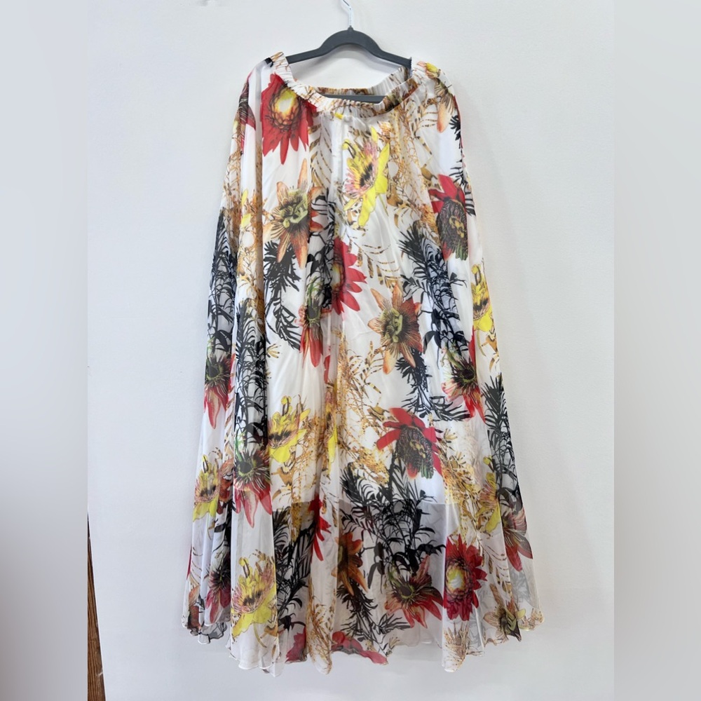 Chic Wish Multi colored skirt. Chiffon material, extremely comfortable + flowy!!